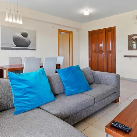 Lovely Ground Floor Pomos With Private Garden And Communal Pool - Aphrodite Hills Apartment Kouklia