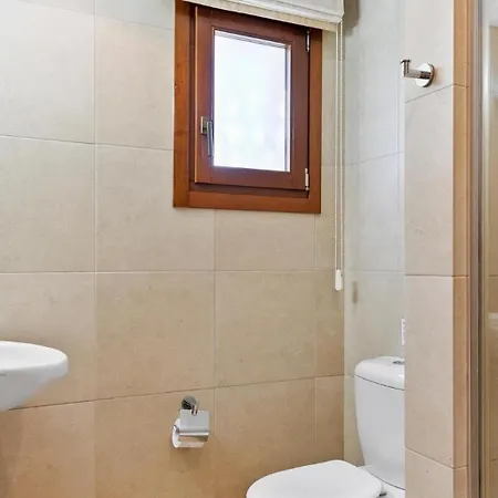 Lovely Ground Floor Pomos With Private Garden And Communal Pool - Aphrodite Hills *