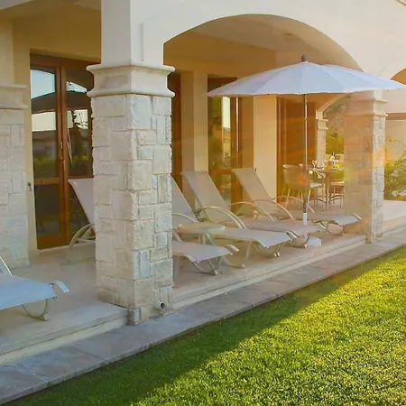 Apartment Lovely Ground Floor Pomos With Private Garden And Communal Pool - Aphrodite Hills Kouklia