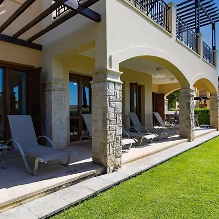 Apartment Lovely Ground Floor Pomos With Private Garden And Communal Pool - Aphrodite Hills *