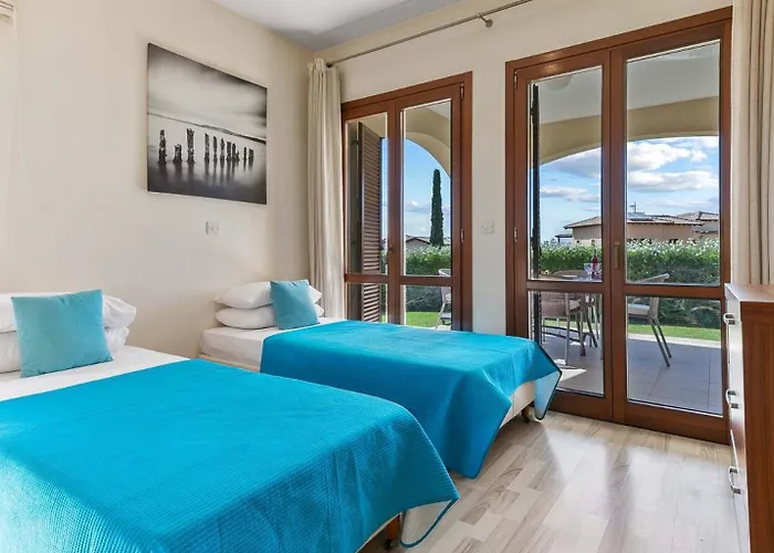 Lägenhet Lovely Ground Floor Pomos With Private Garden And Communal Pool - Aphrodite Hills